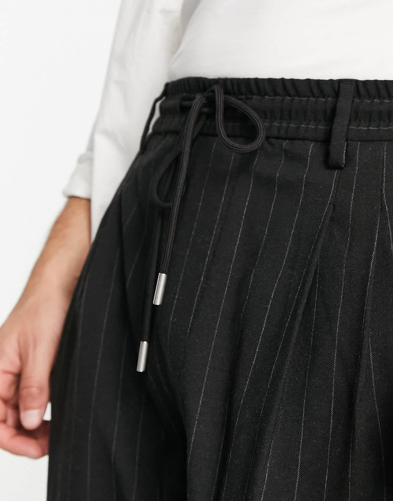 Pull&Bear smart wide leg trousers with pinstripes in black
