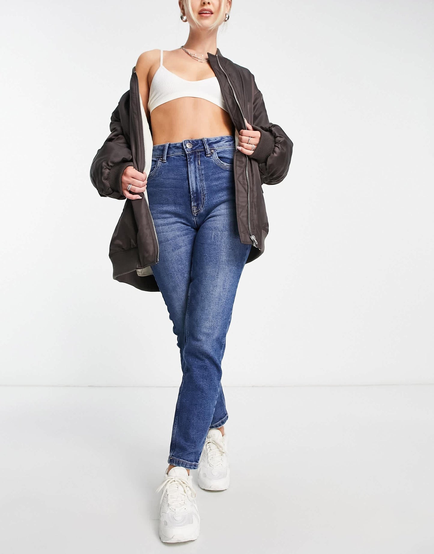 Stradivarius slim mom jean with stretch in authentic blue