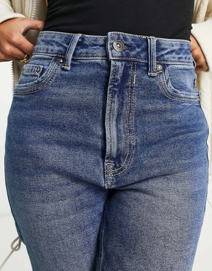 Stradivarius Petite slim mom jean with stretch in authentic blue