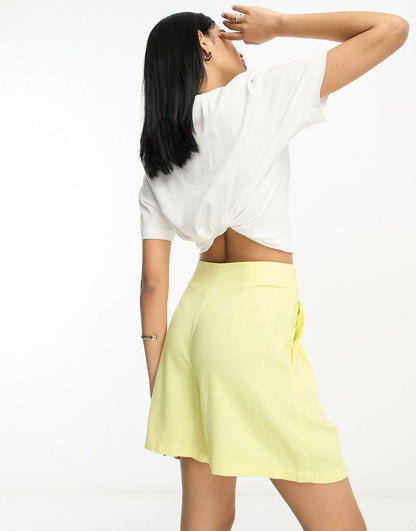 ASOS DESIGN seamed waist short with linen in pale lemon
