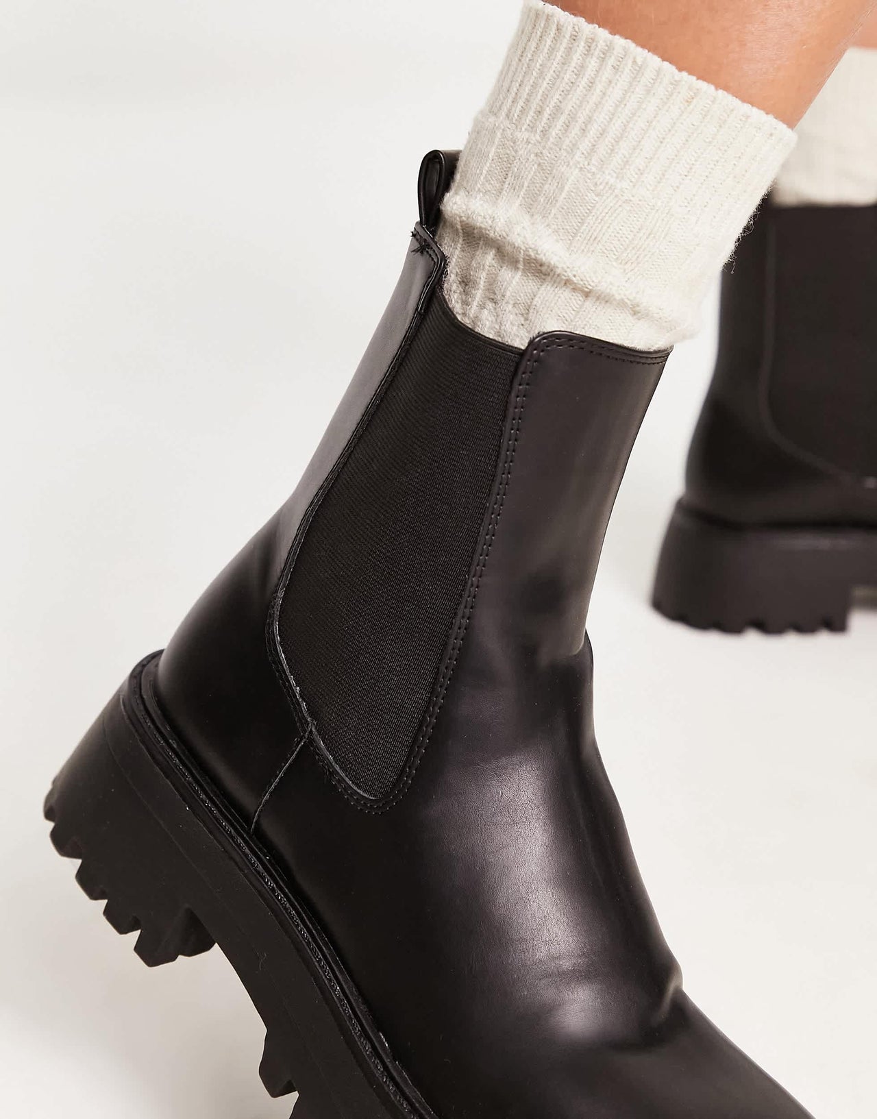 Pull&Bear platform chelsea boot in black