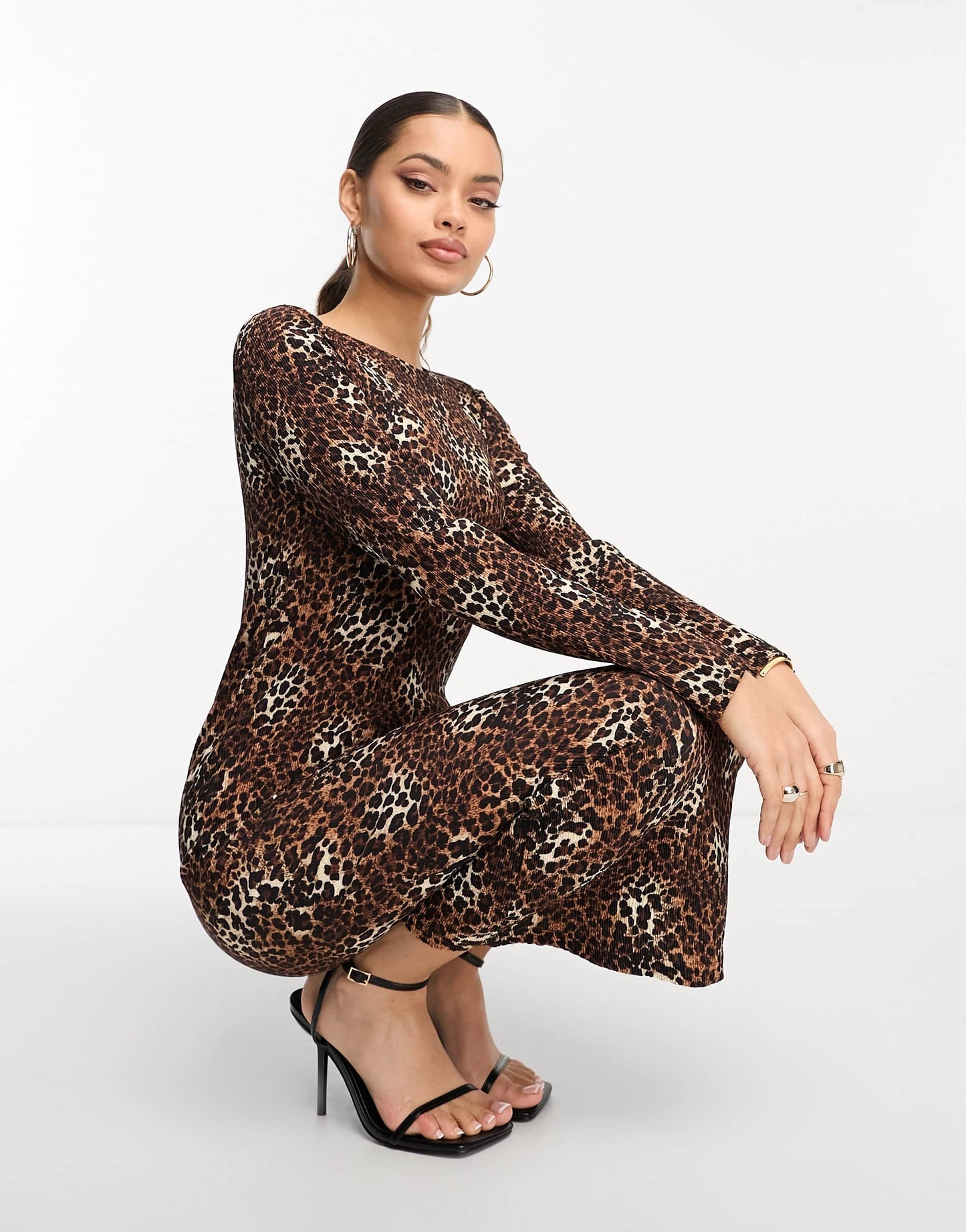 Urban Threads Petite plisse midi smock dress in leopard