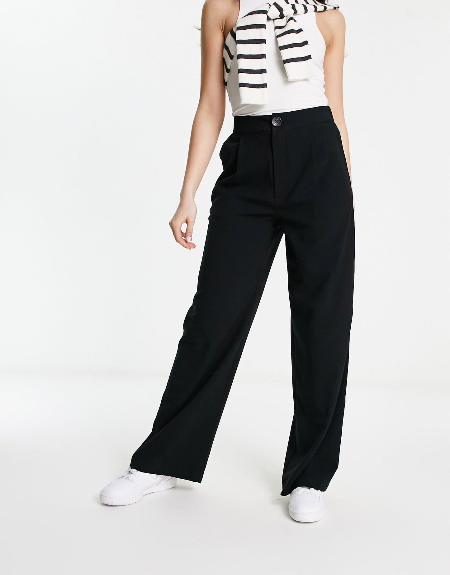 Stradivarius tailored wide leg trouser in black