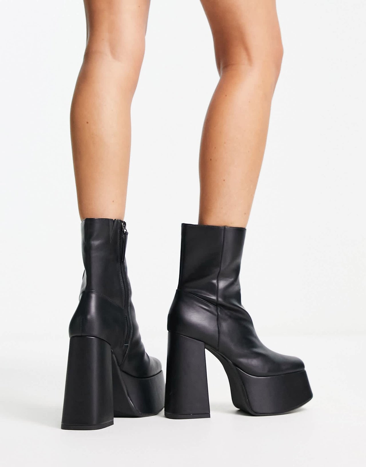 Bershka platform heeled boot in black