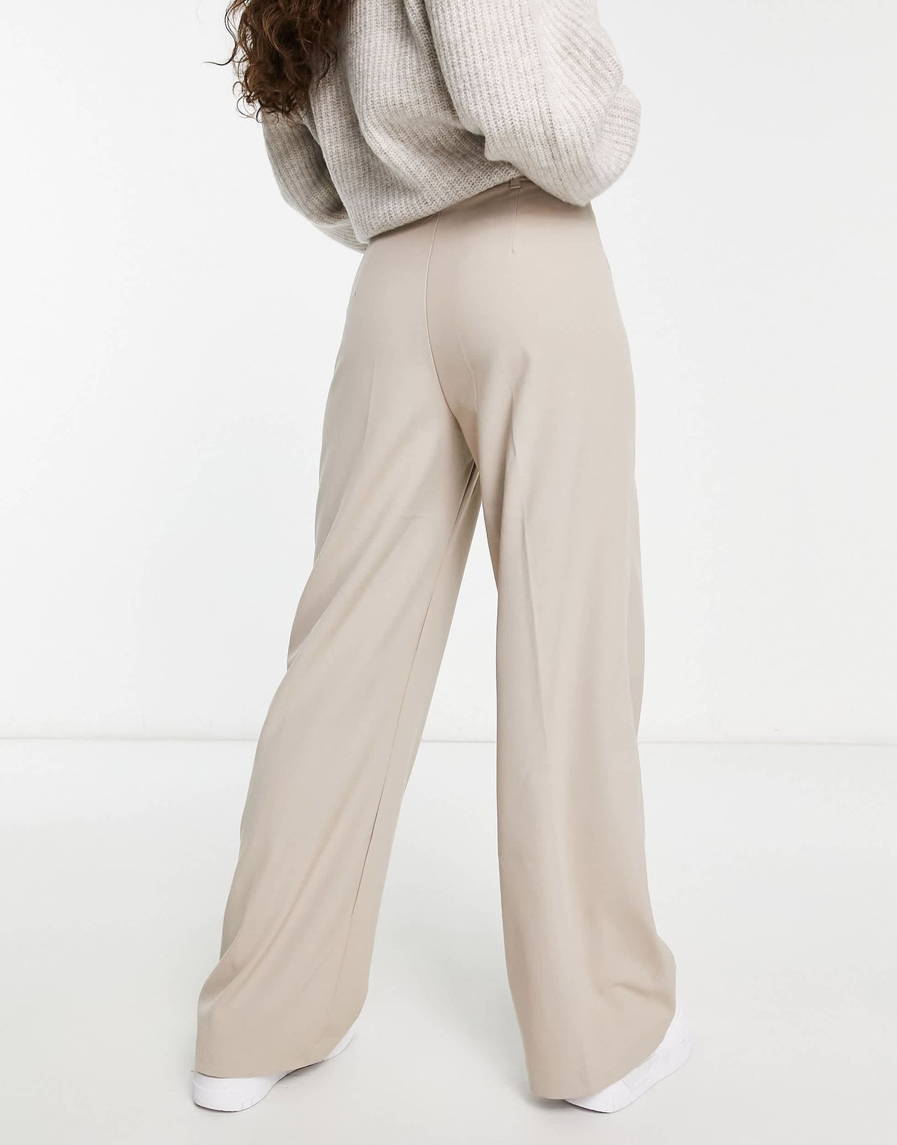 Bershka Petite wide leg dad trousers in mushroom