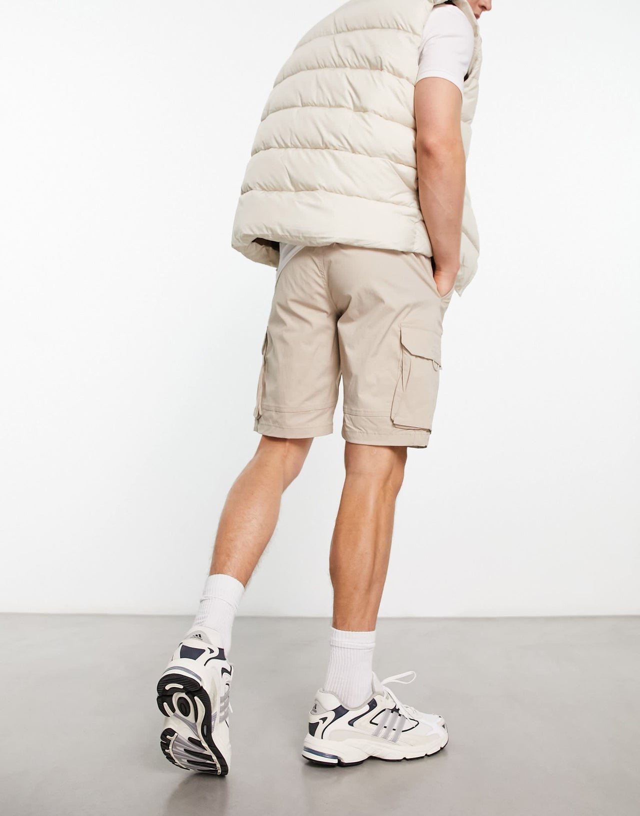 Jack & Jones Intelligence technical cargo short in beige