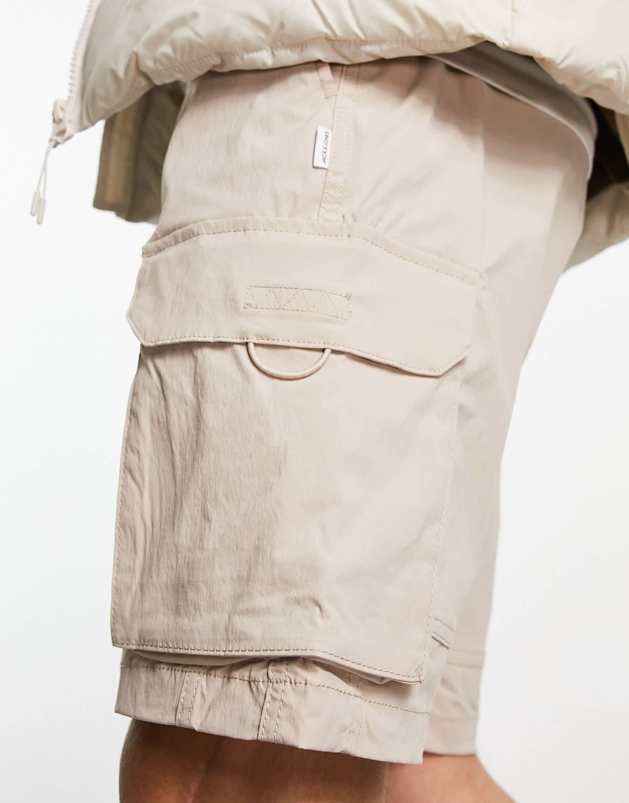 Jack & Jones Intelligence technical cargo short in beige