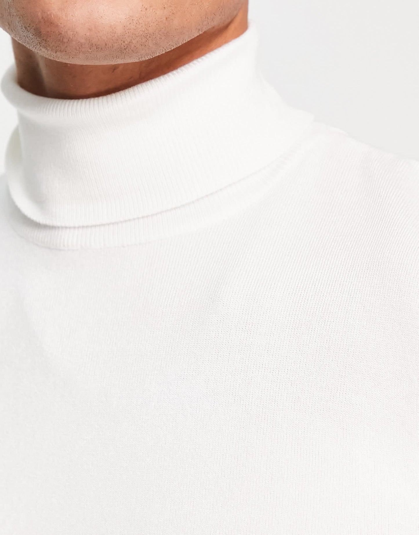 Pull&Bear roll neck jumper in white