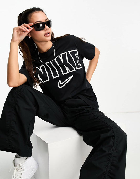 Nike varsity boyfriend t-shirt in black