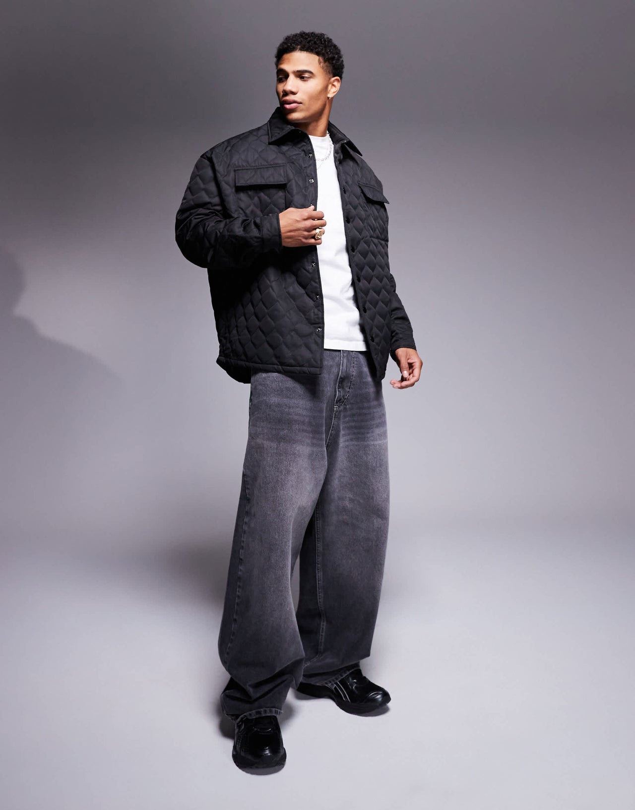 Sixth June wavy quilted jacket in black