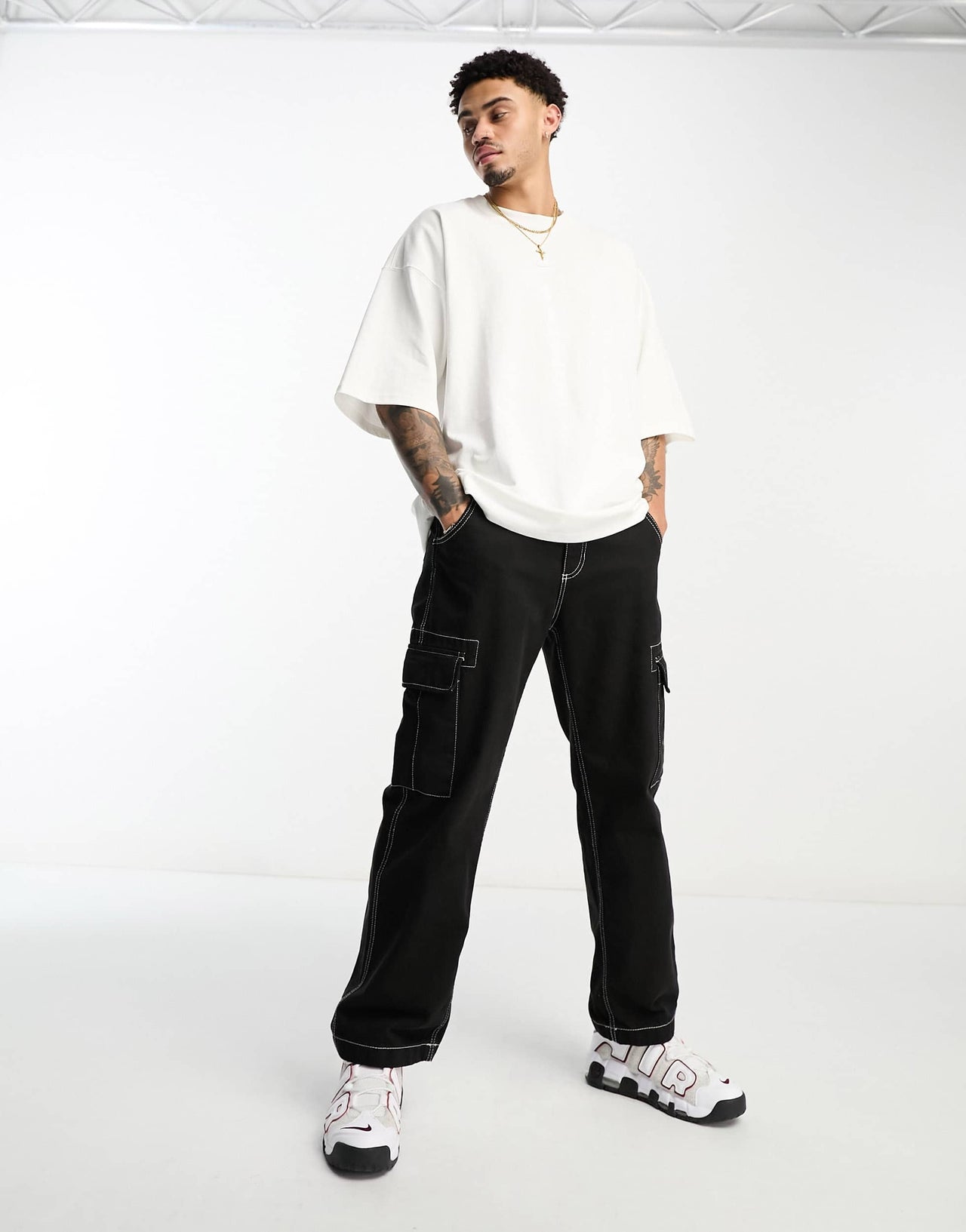 Nike OS Premium Essential Sust t-shirt in white