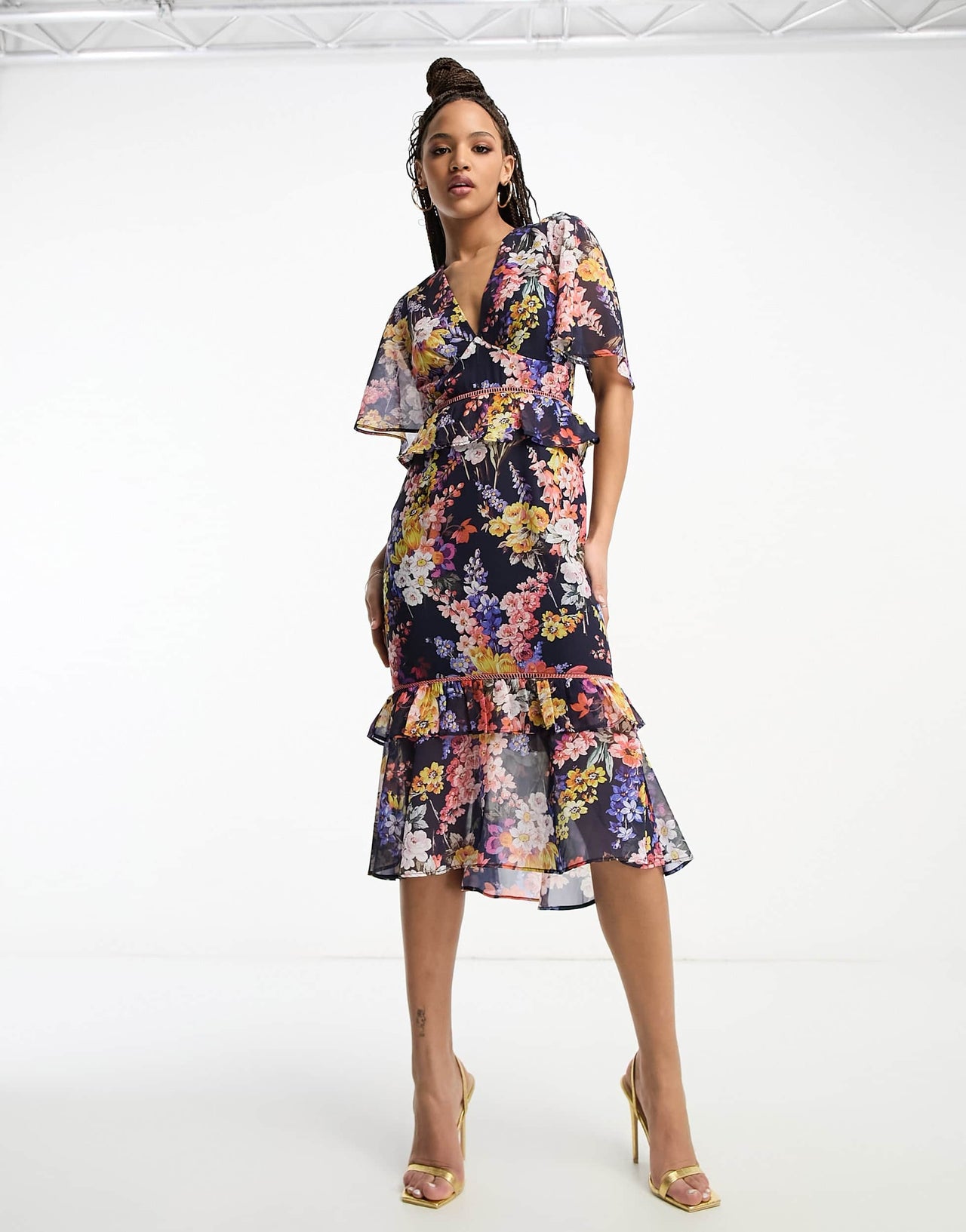 Hope & Ivy contrast lace ruffle midi dress in navy bright floral