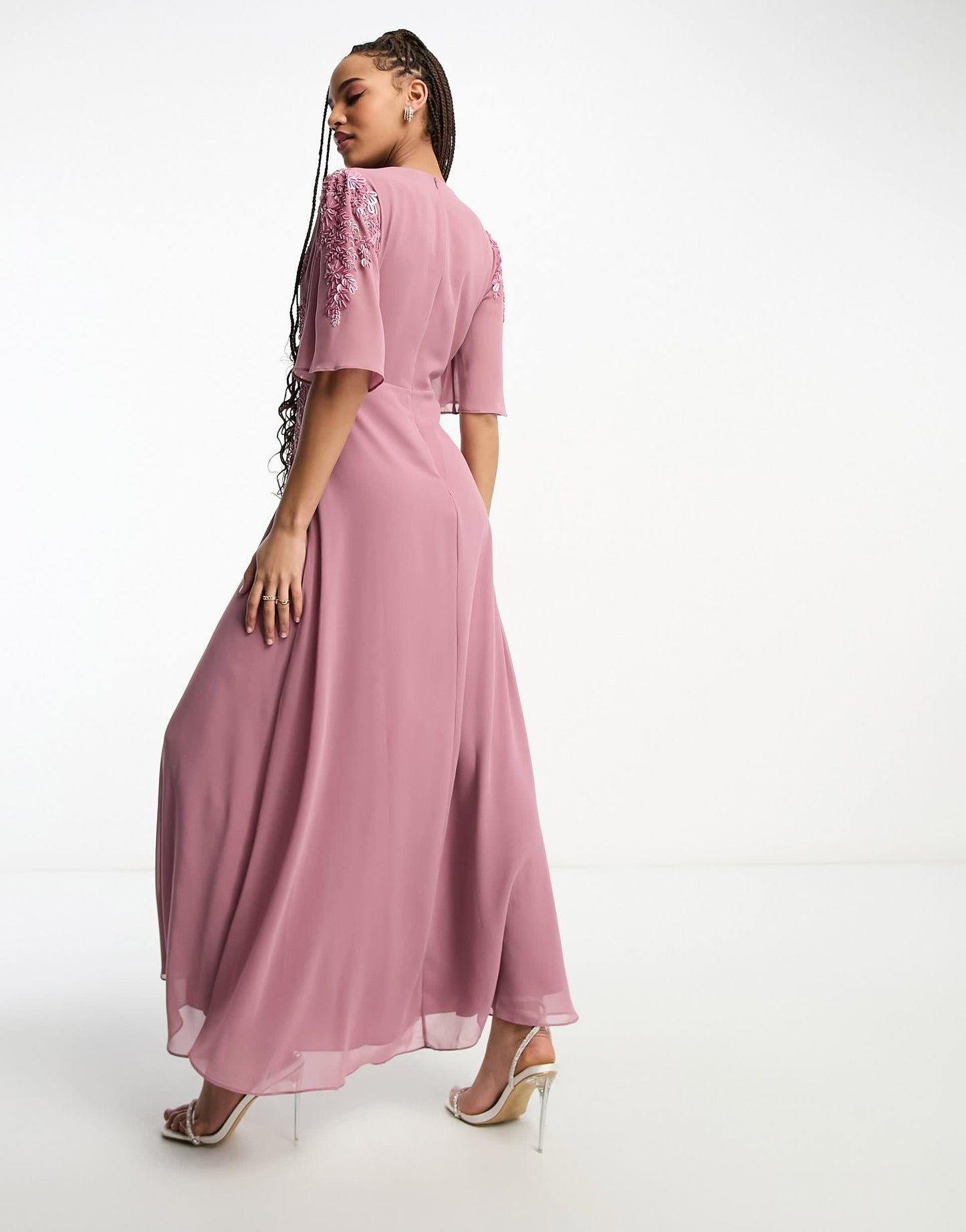 Hope & Ivy plunge front embellished maxi dress in mauve