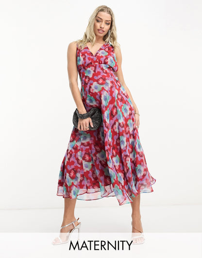 Hope & Ivy Maternity sleeveless midaxi dress in blurred red floral