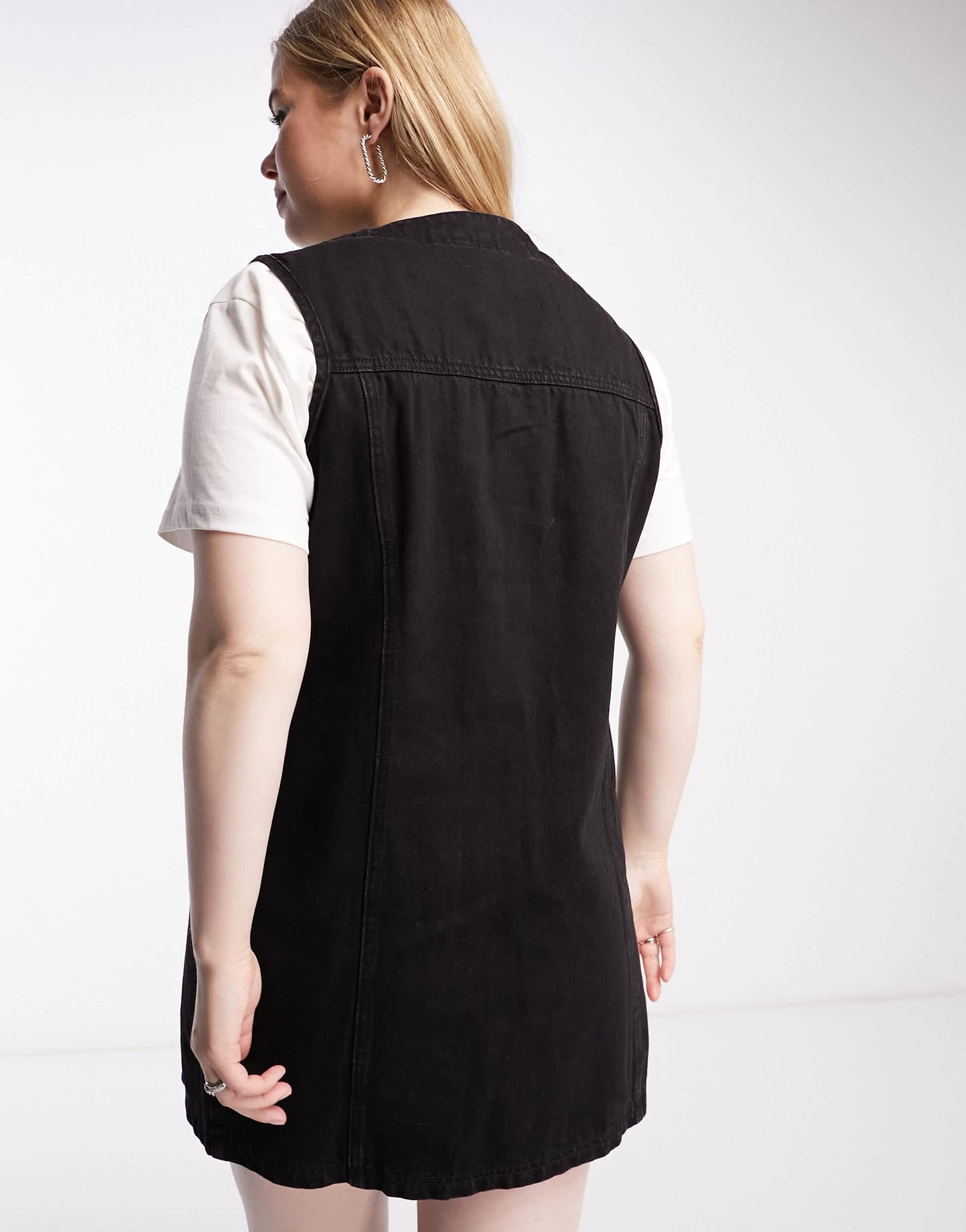 Daisy Street Plus fitted denim mini dress with button front