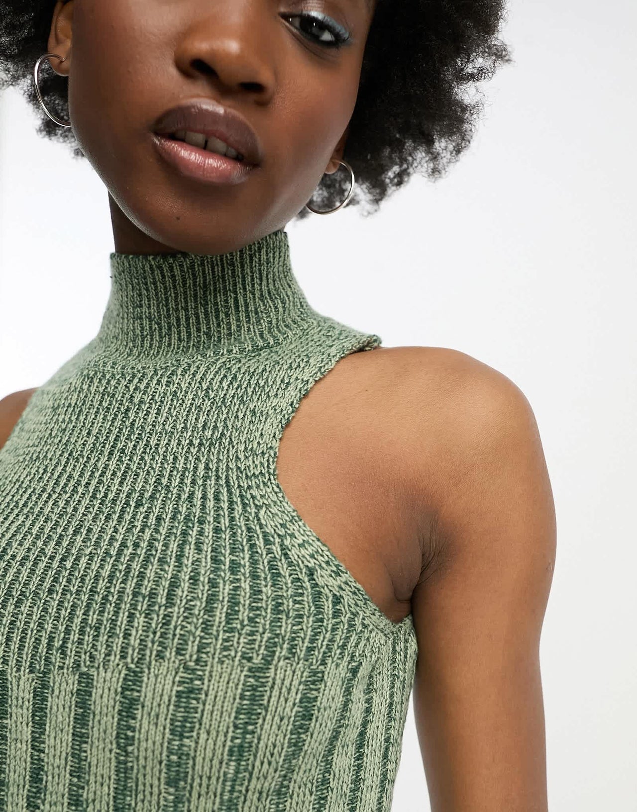 COLLUSION roll neck cropped knitted sleeveless vest in green