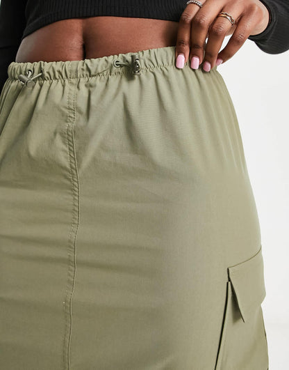 Pull&Bear parachute cargo midaxi skirt in khaki with toggle detail