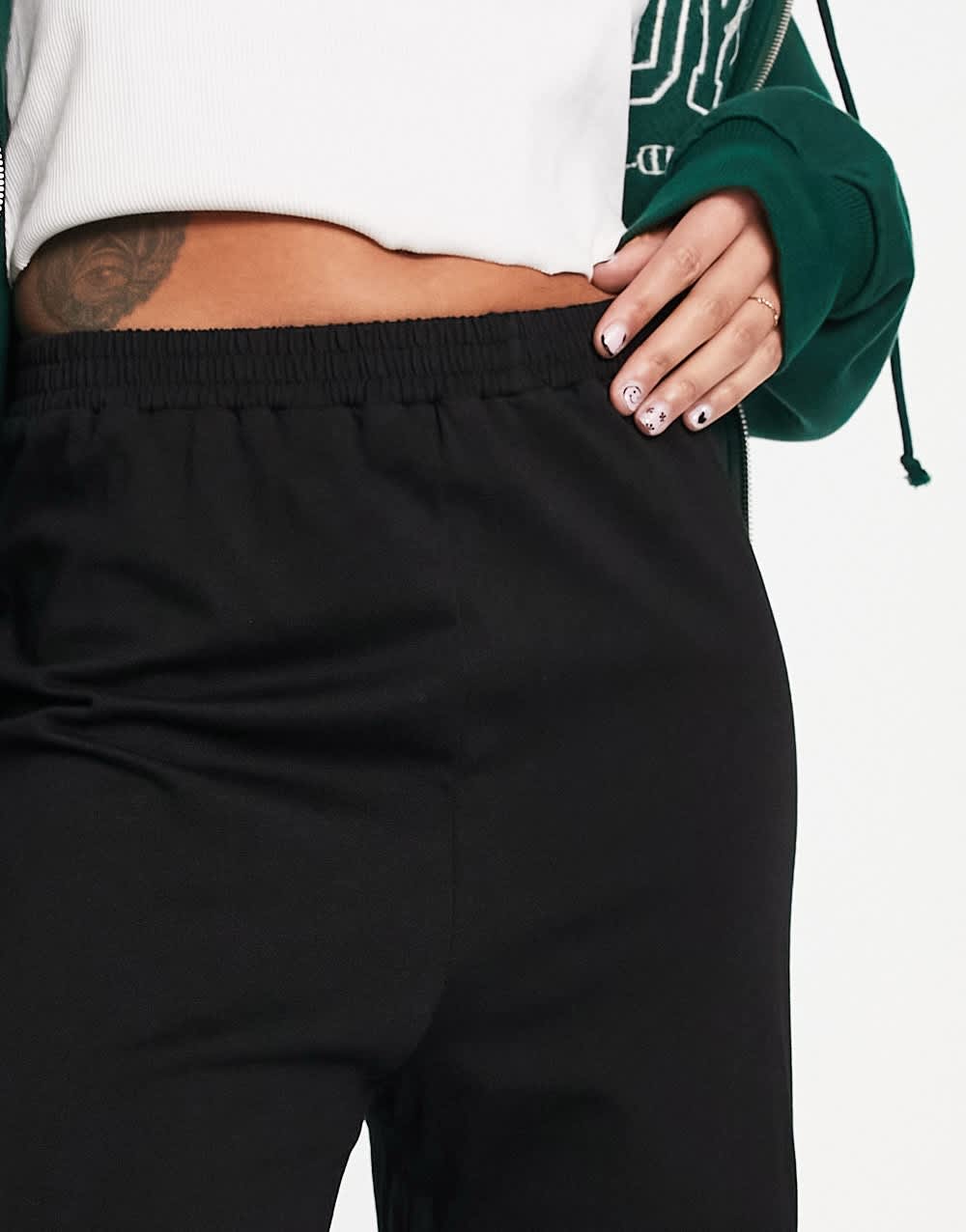 Urban Revivo cargo trousers in black