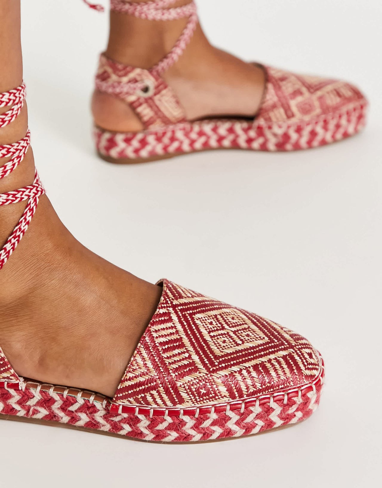 ASOS DESIGN Justify woven closed toe espadrille in red