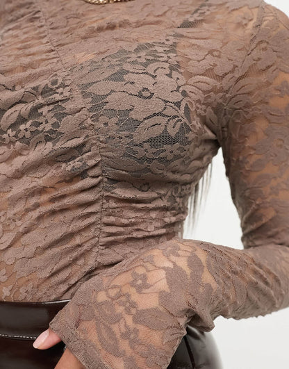 Missyempire ruched lace body in taupe