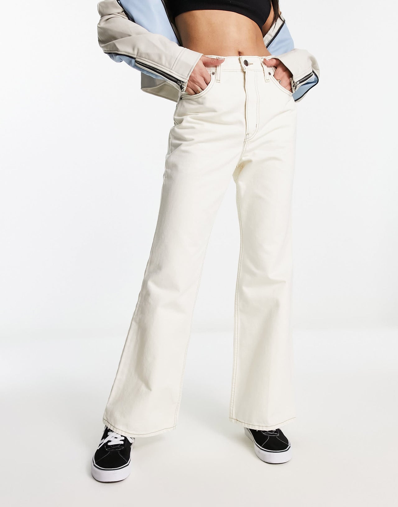 Levi's 70S hight waist flare jeans in cream
