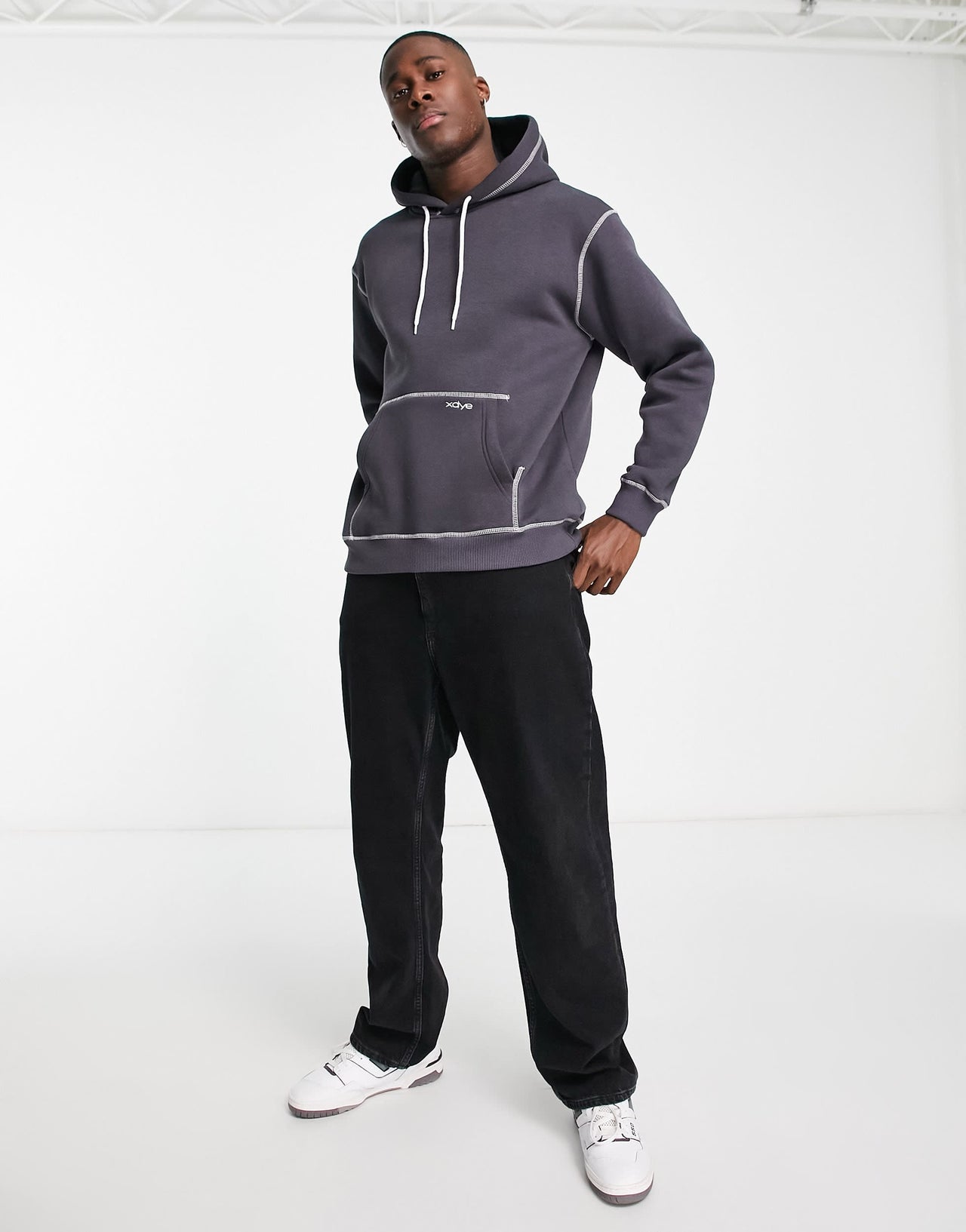 Pull&Bear contrast stitch hoodie in dark grey