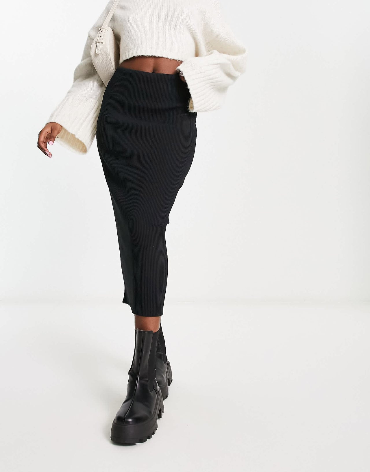 Pull&Bear ribbed midaxi skirt in black