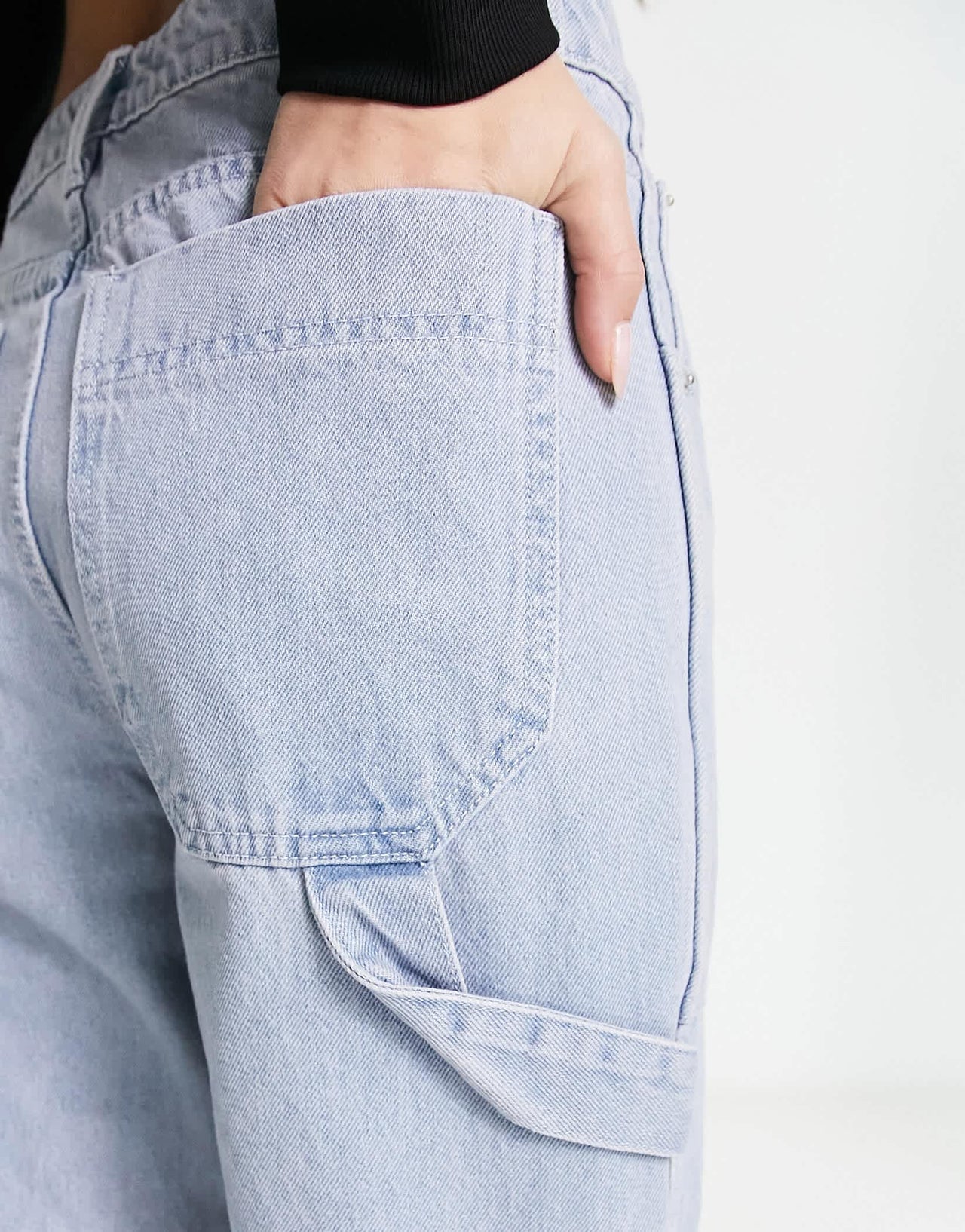 Signature 8 utility straight leg jean in light wash