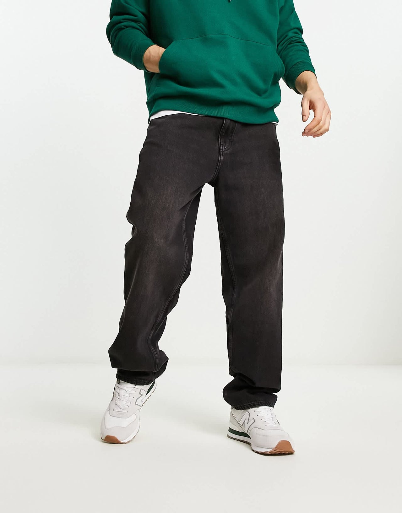 Pull&Bear baggy fit jeans in black