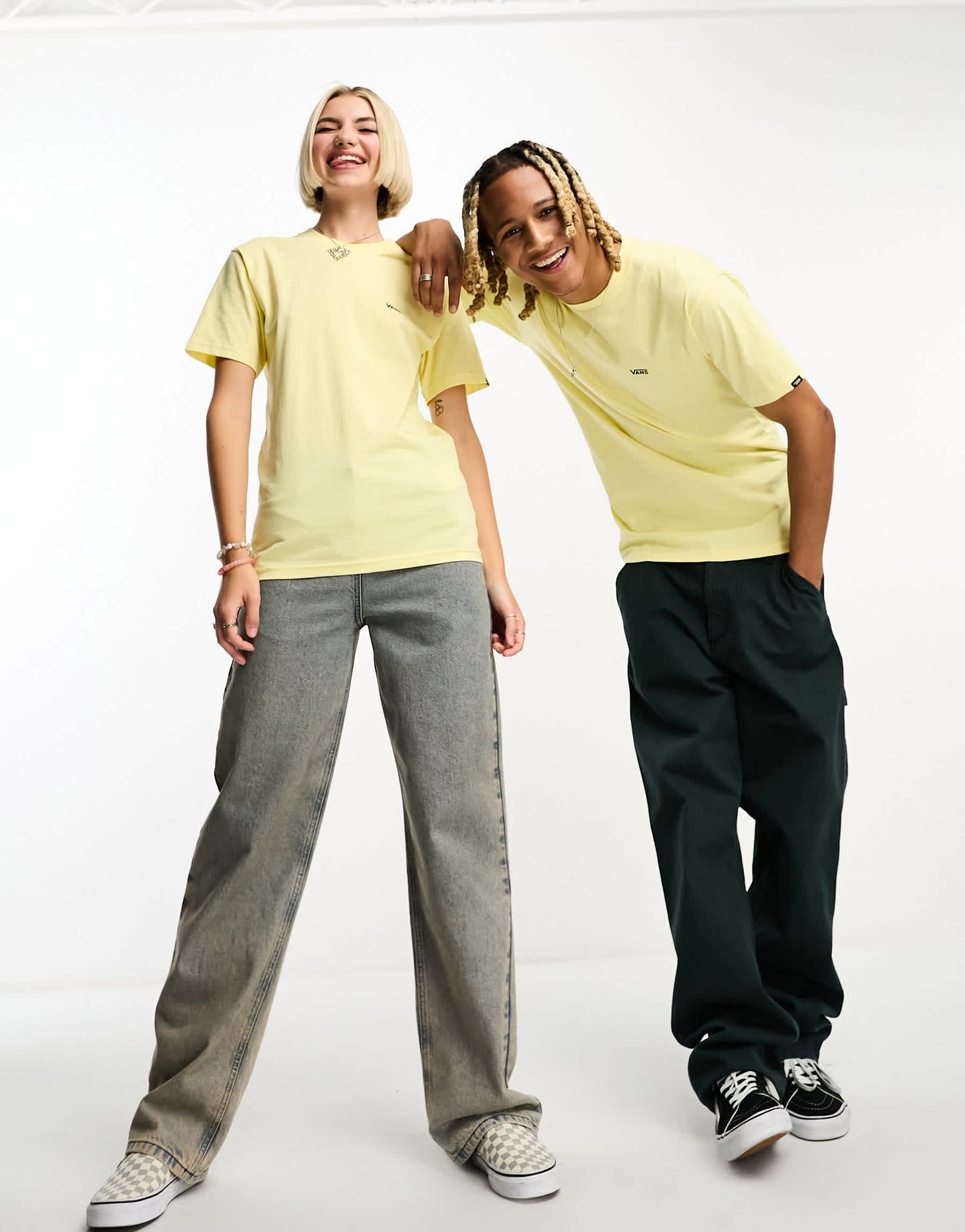 Vans unisex left chest logo t-shirt in yellow