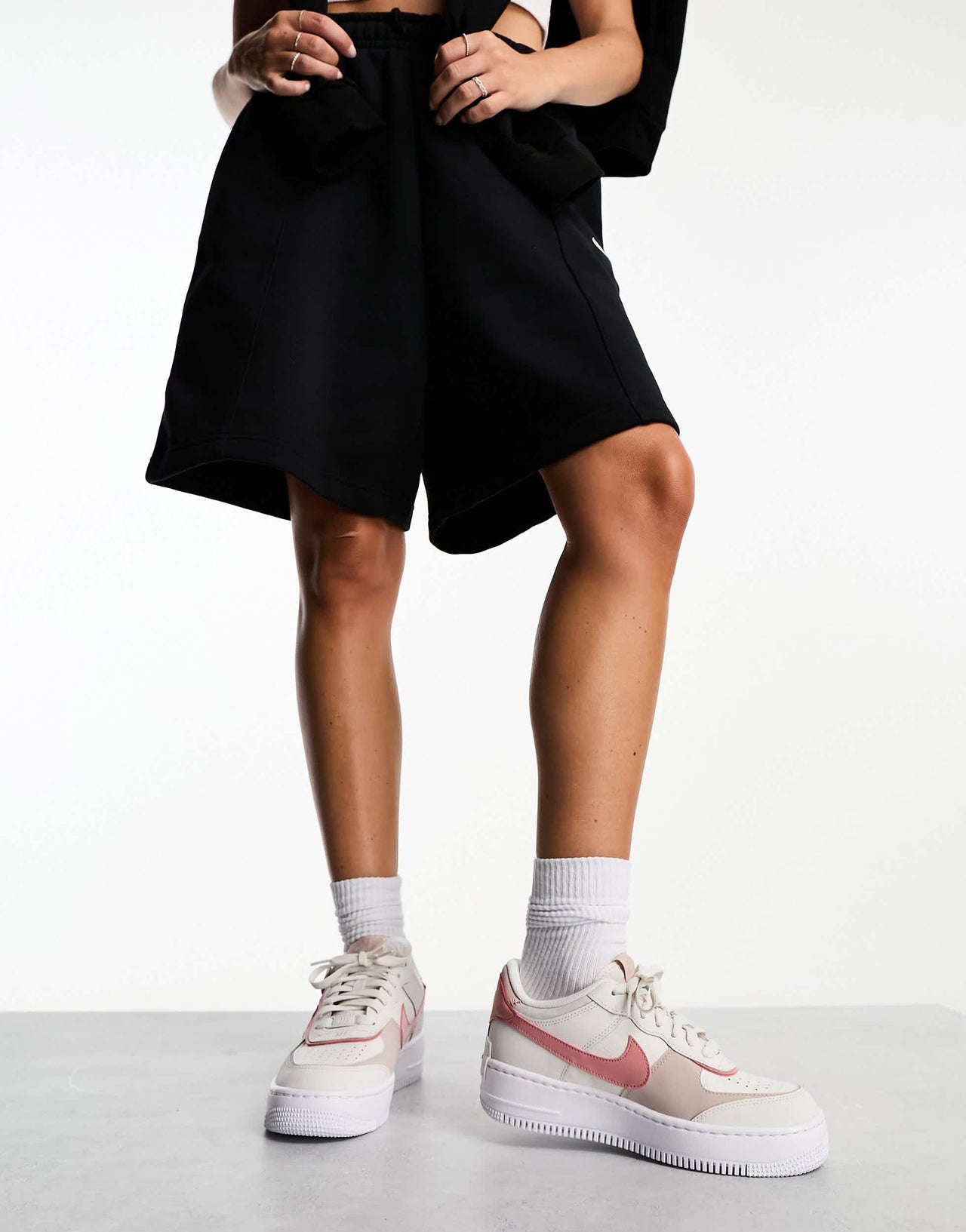 Nike Air Force 1 Shadow in white & pink