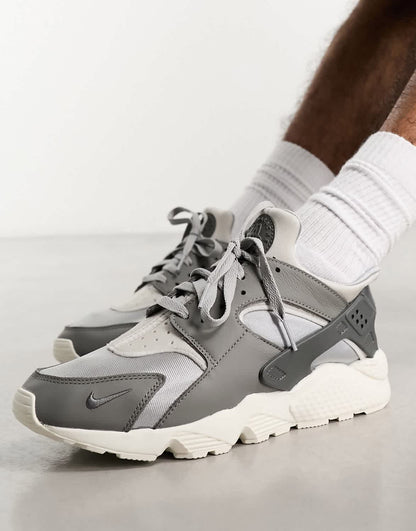 Nike Air Huarache trainers in grey