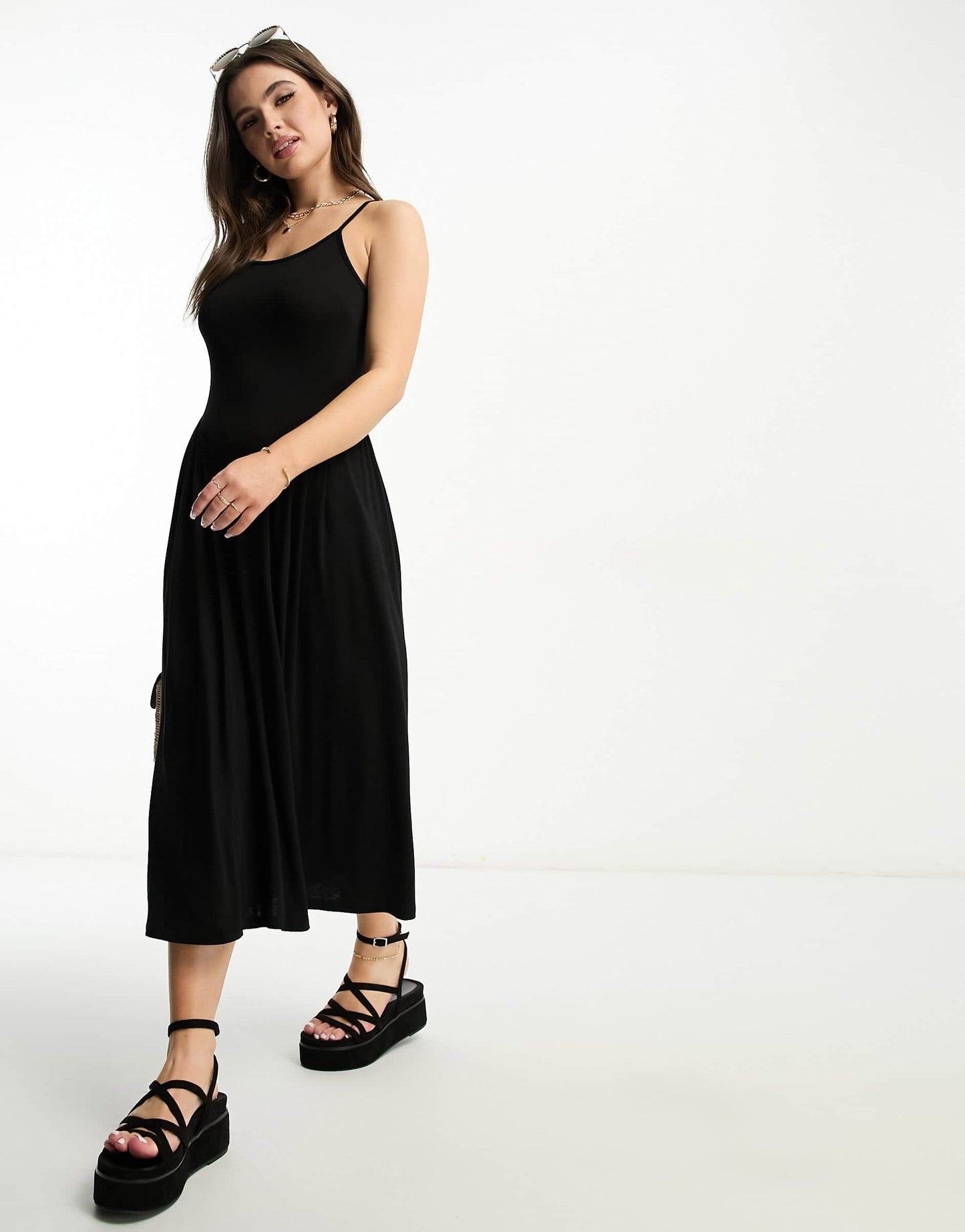 ASOS DESIGN Petite scoop neck strappy midi dress with side seam detail in black&nbsp;
