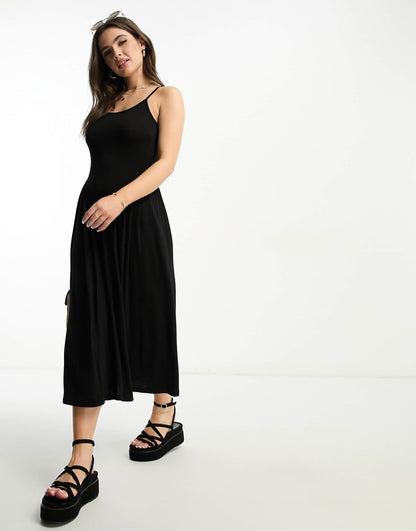 ASOS DESIGN Petite scoop neck strappy midi dress with side seam detail in black&nbsp;