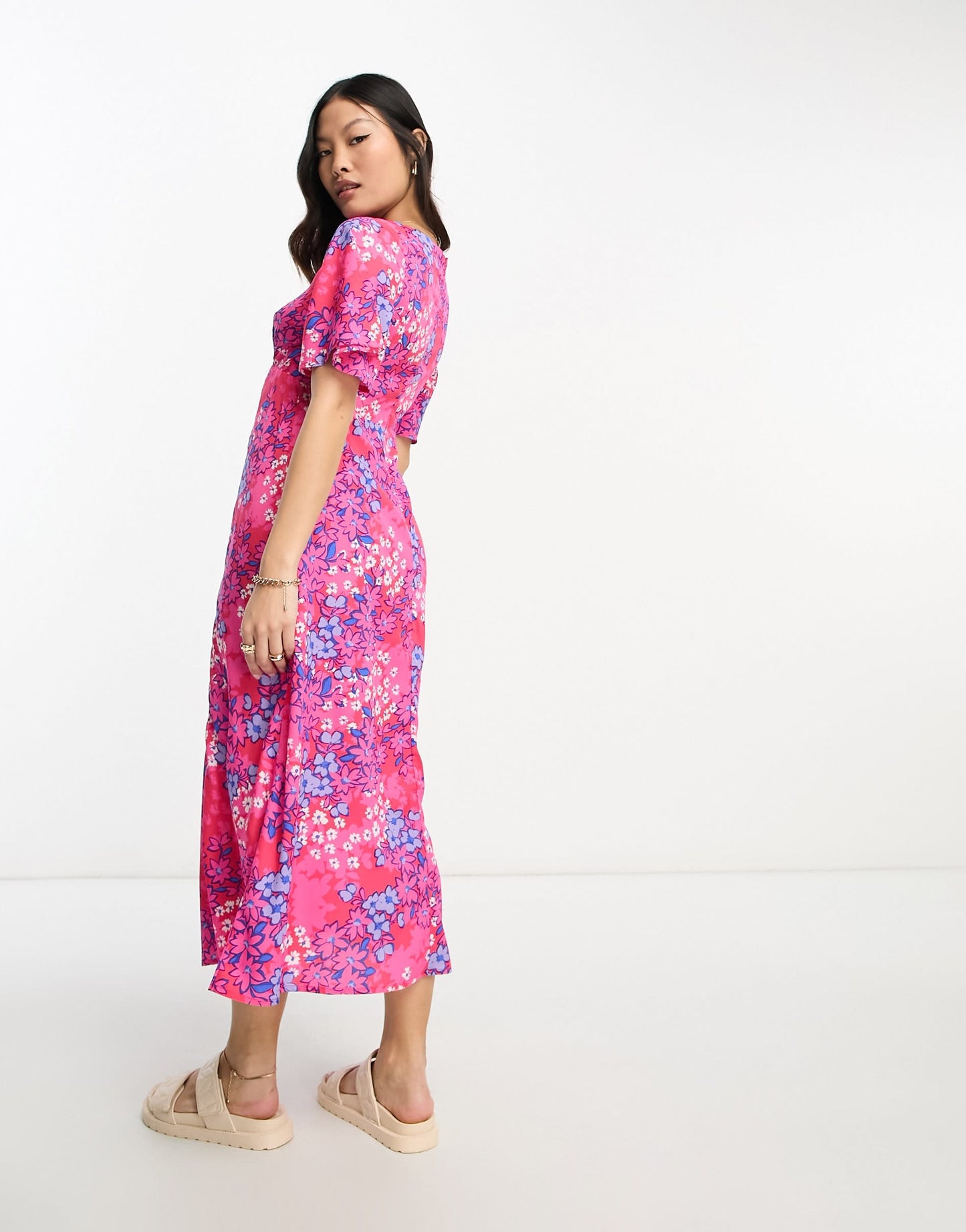 Influence Petite flutter sleeve midi tea dress in red and blue floral print