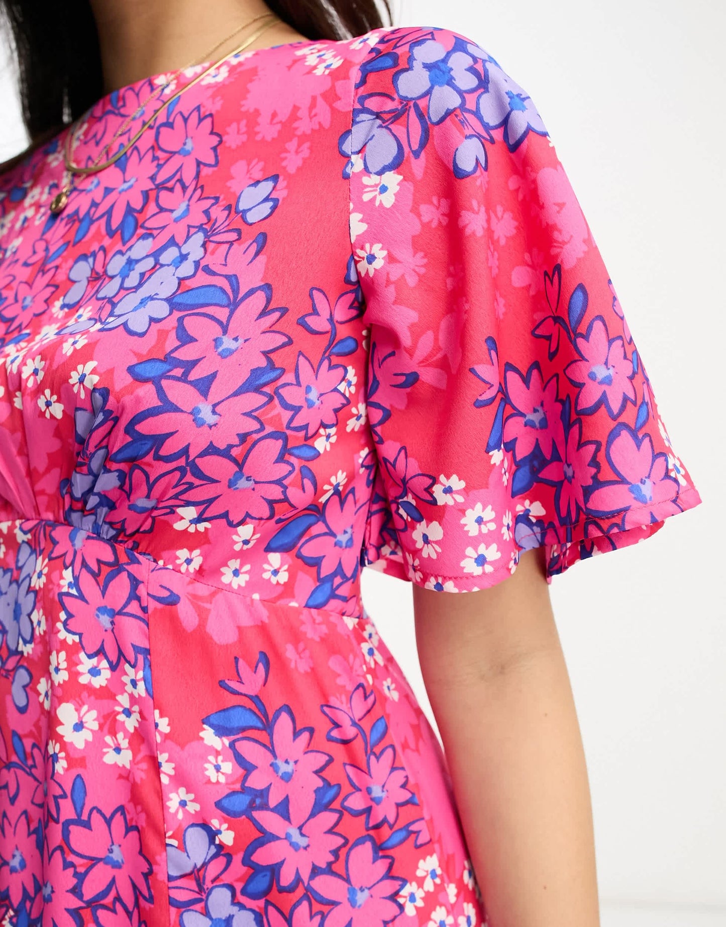 Influence Petite flutter sleeve midi tea dress in red and blue floral print
