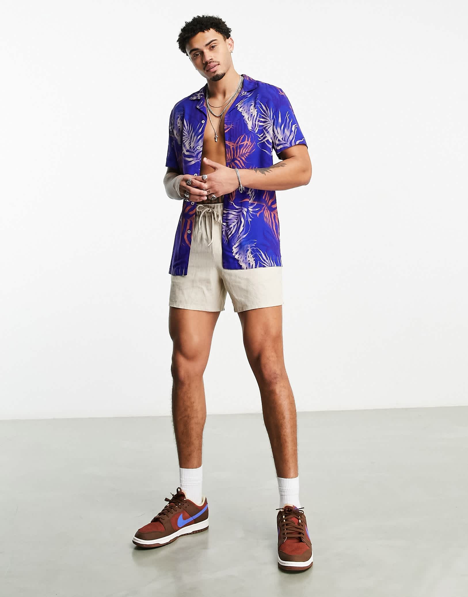 ASOS DESIGN relaxed revere shirt in navy leaf print