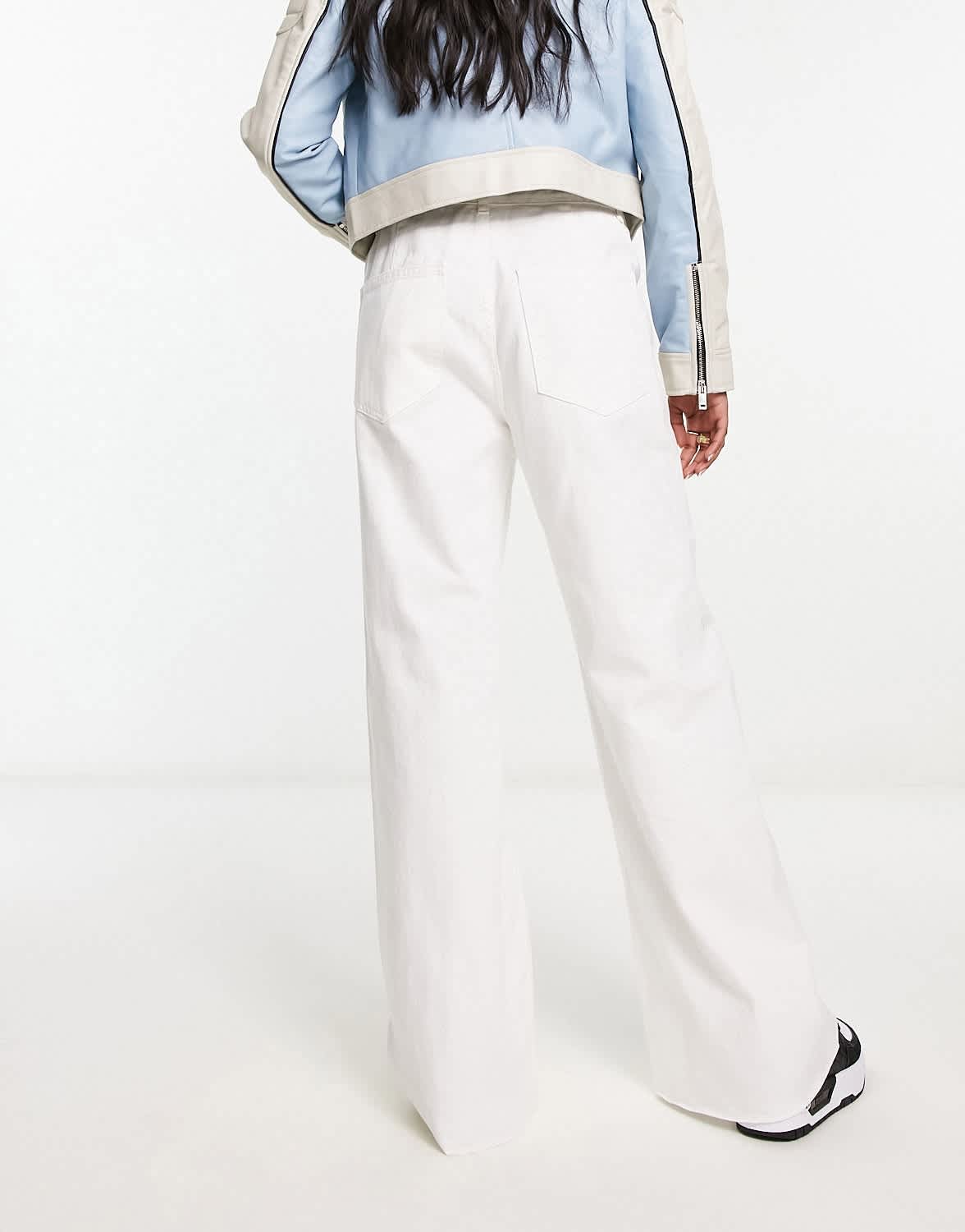 Urban Revivo wide leg jeans in white