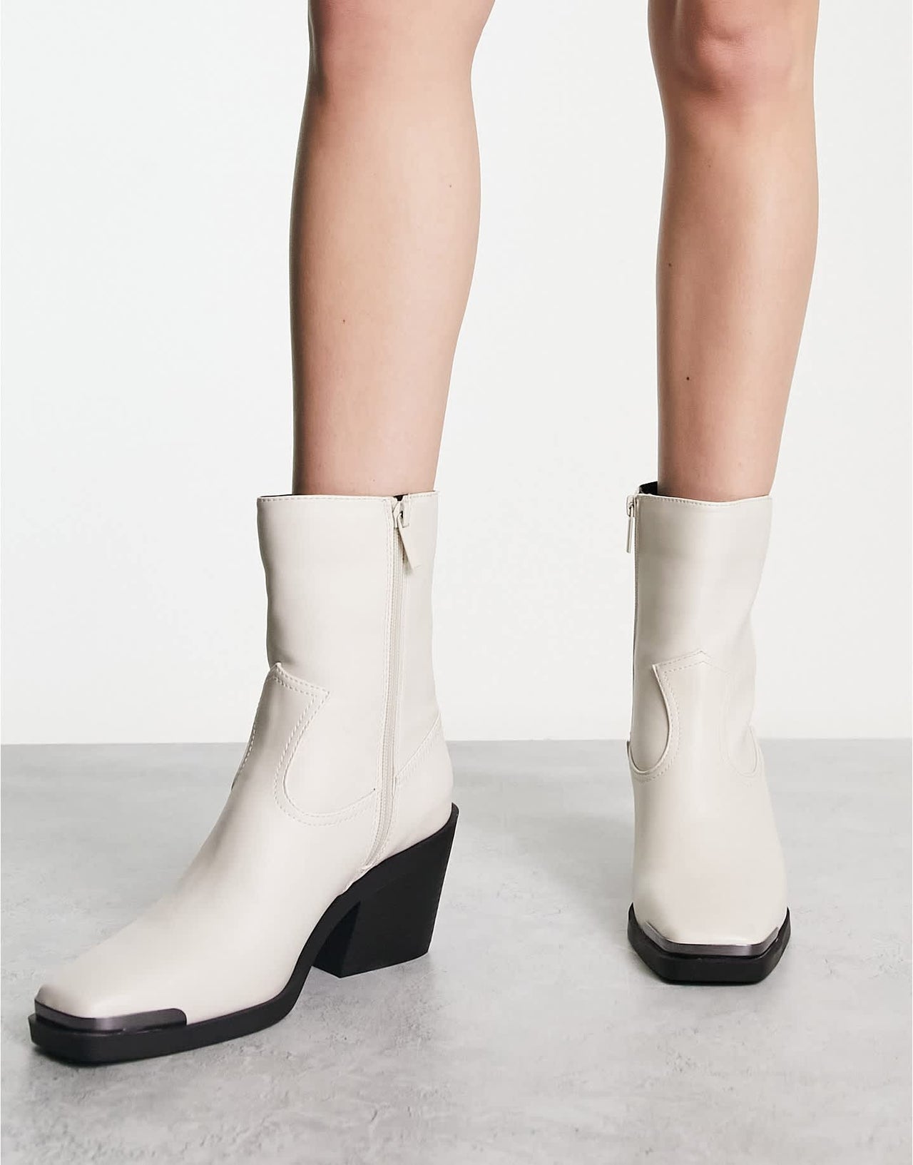 Stradivarius contrast sole western ankle boot in ecru