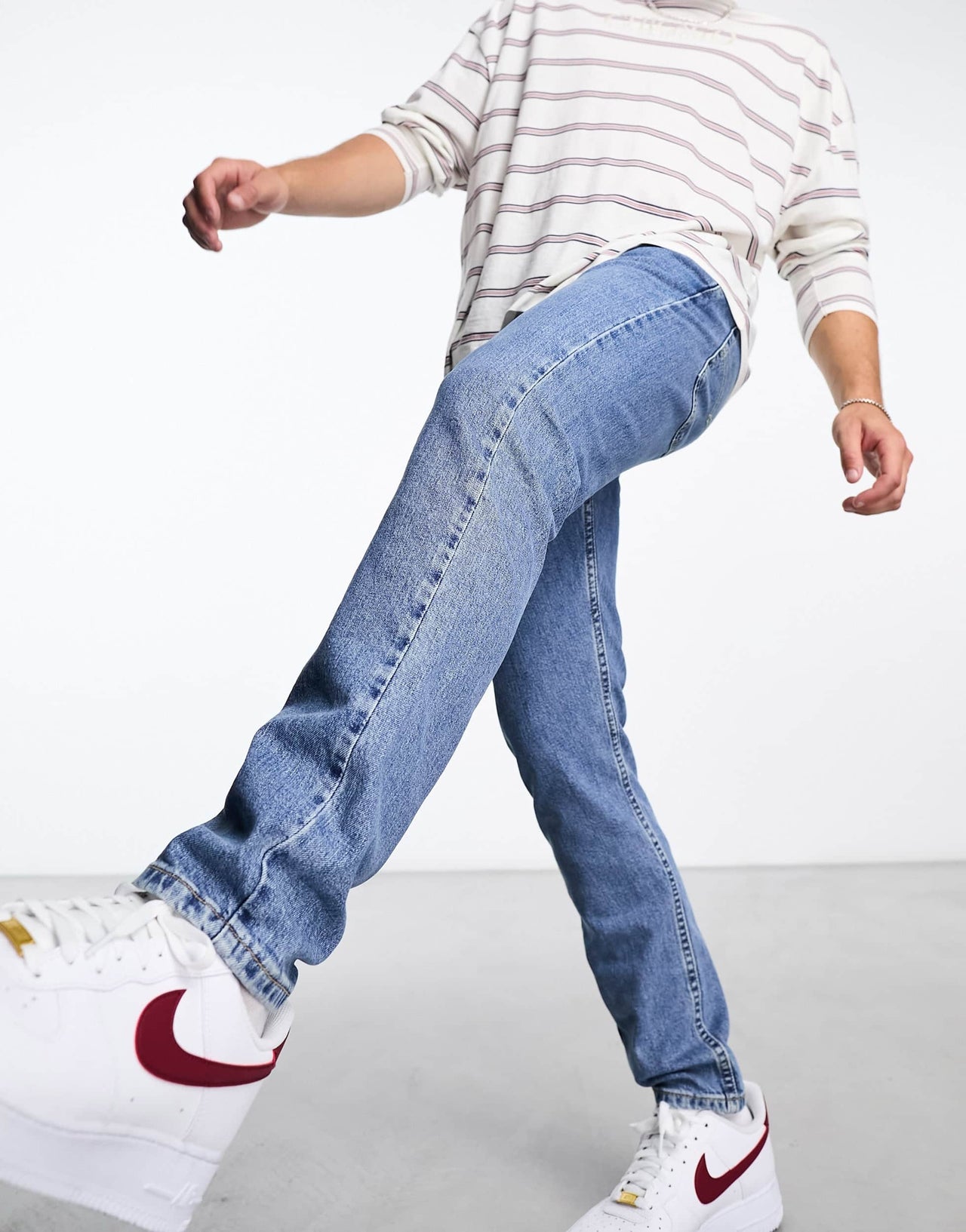 Levi's 512 slim taper jeans in light blue wash