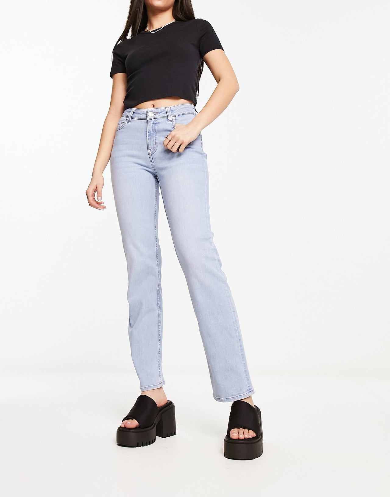 Weekday Twig mid rise v-shape waist straight leg stretch jeans in light verona blue