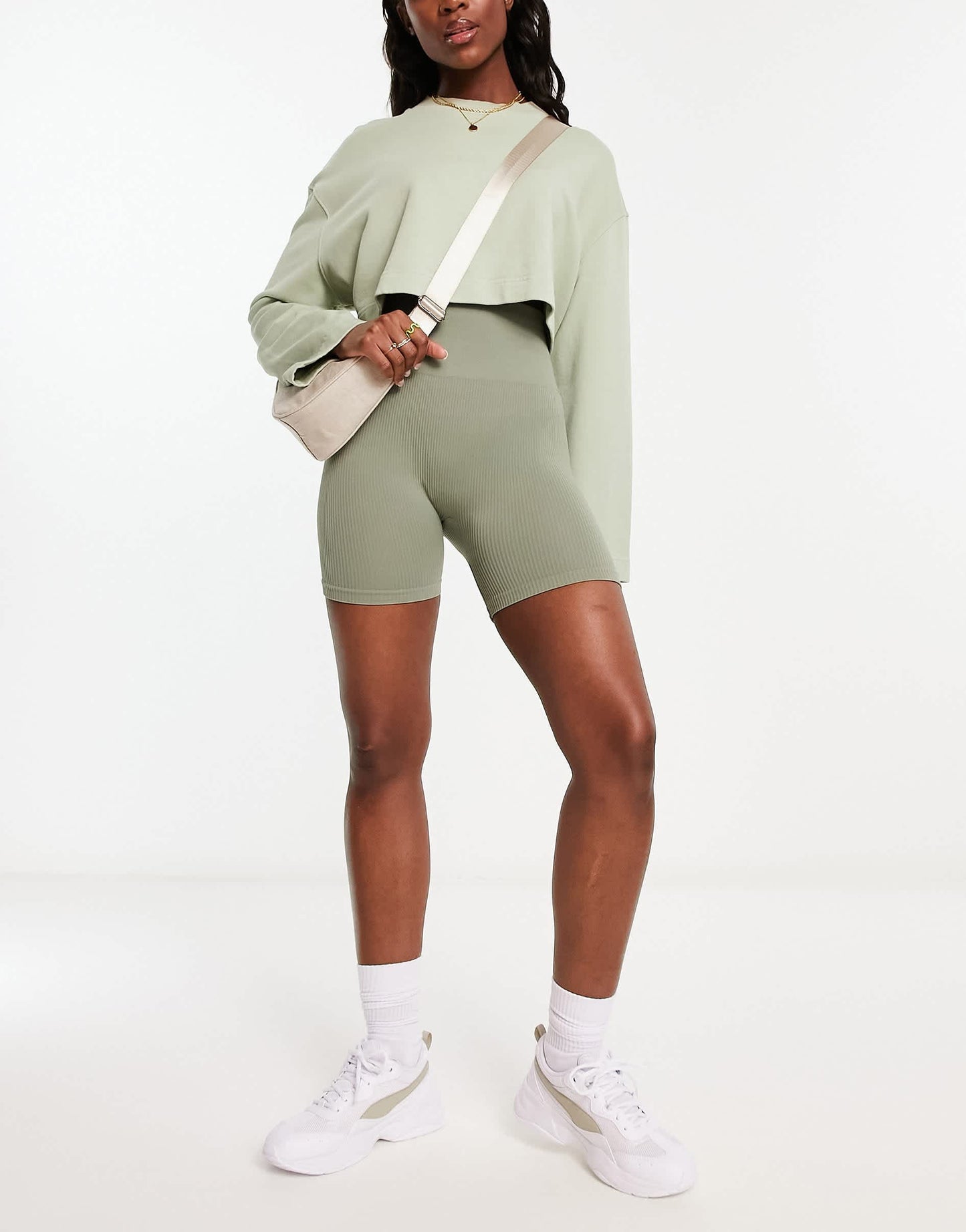 Stradivarius seamless rib short in olive