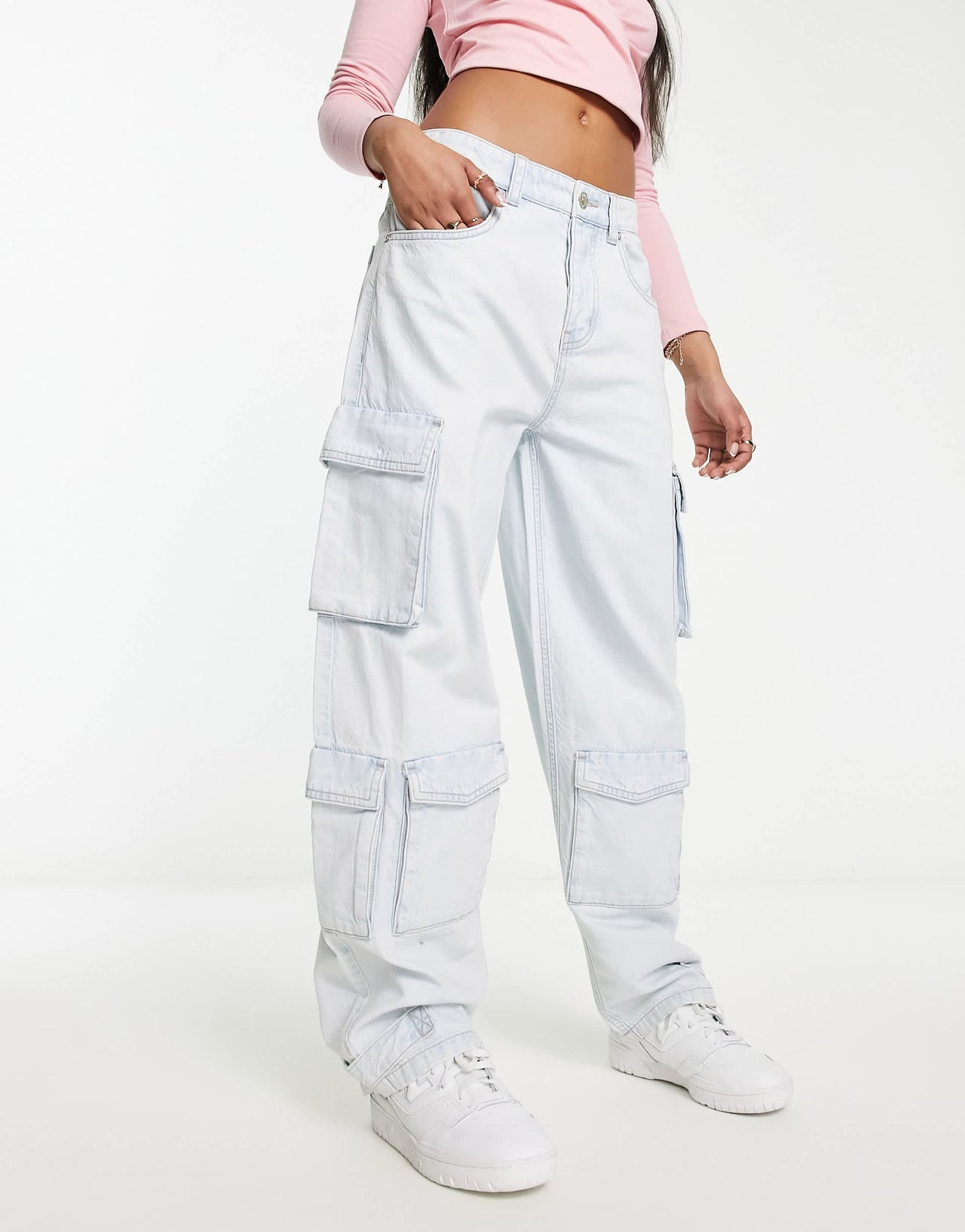 Stradivarius baggy cargo jean in light blue