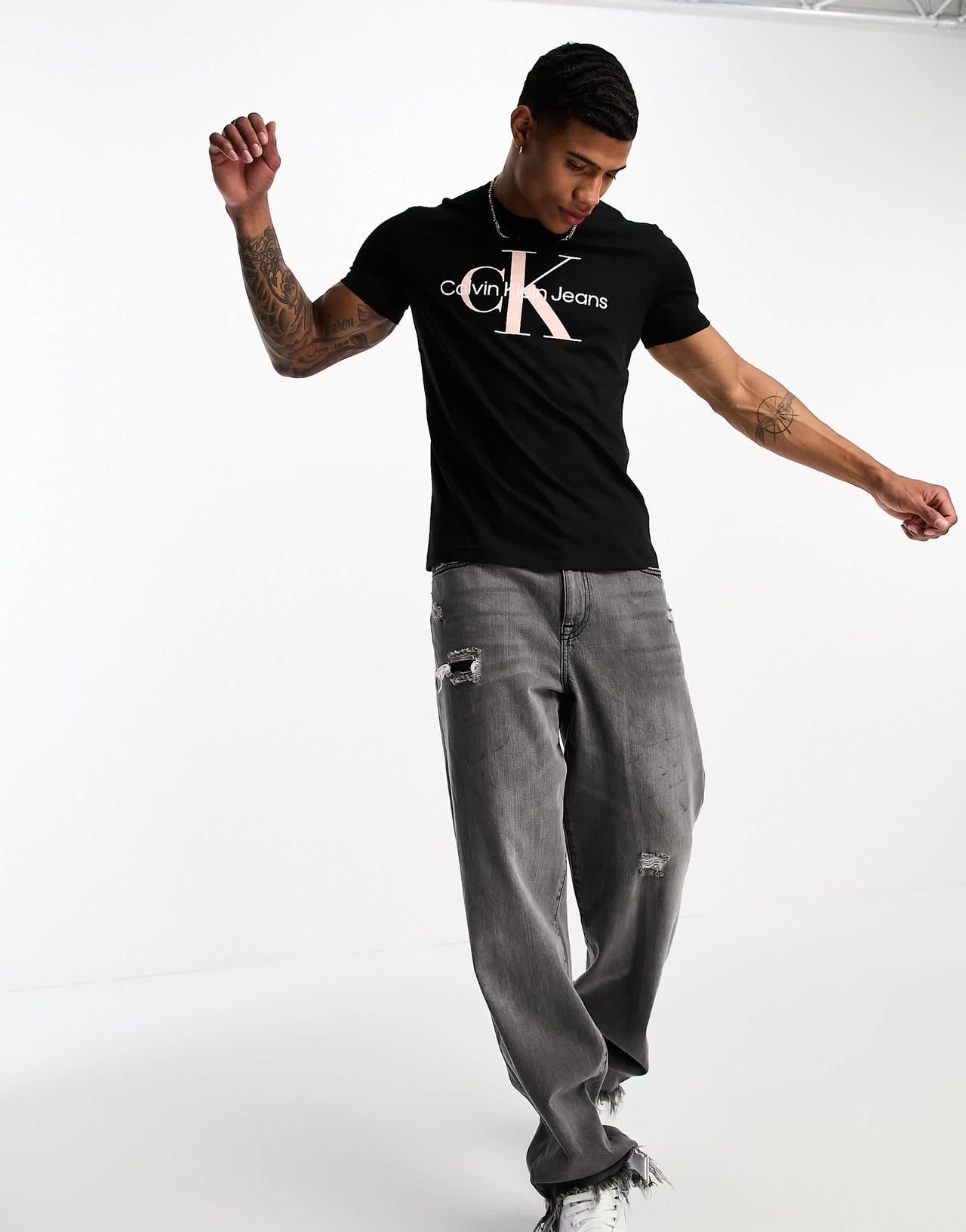 Calvin Klein Jeans stacked outline logo t-shirt in black