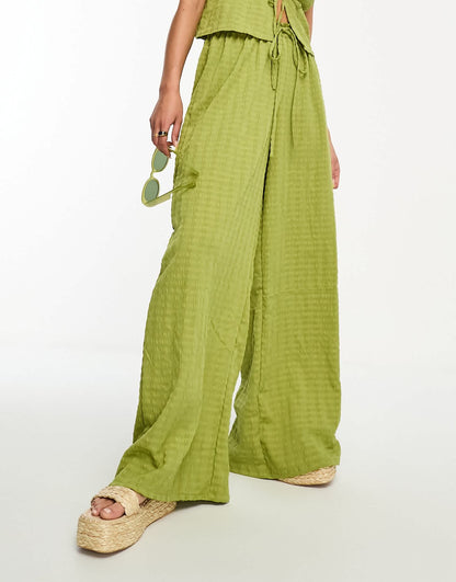 Esmee Exclusive beach textured wide leg trouser co-ord in green