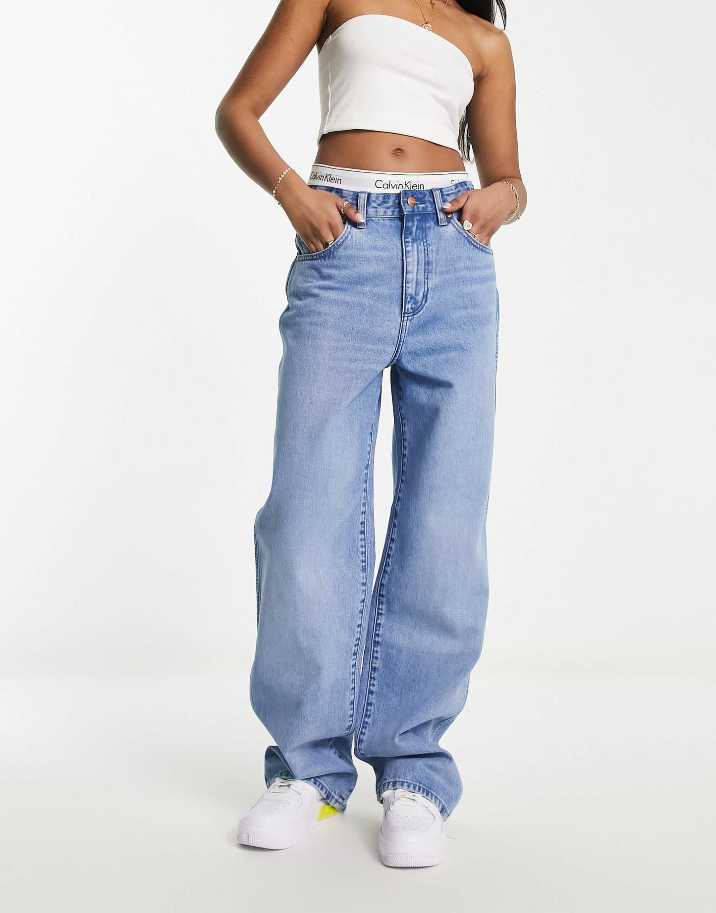 Wrangler mom relaxed fit jean in light blue