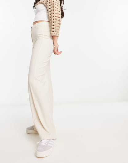 Bershka wide leg slouchy dad tailored trousers in cream