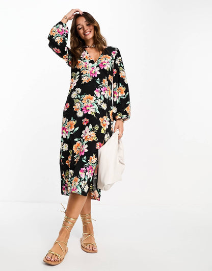 Vila v neck midi dress in black floral print