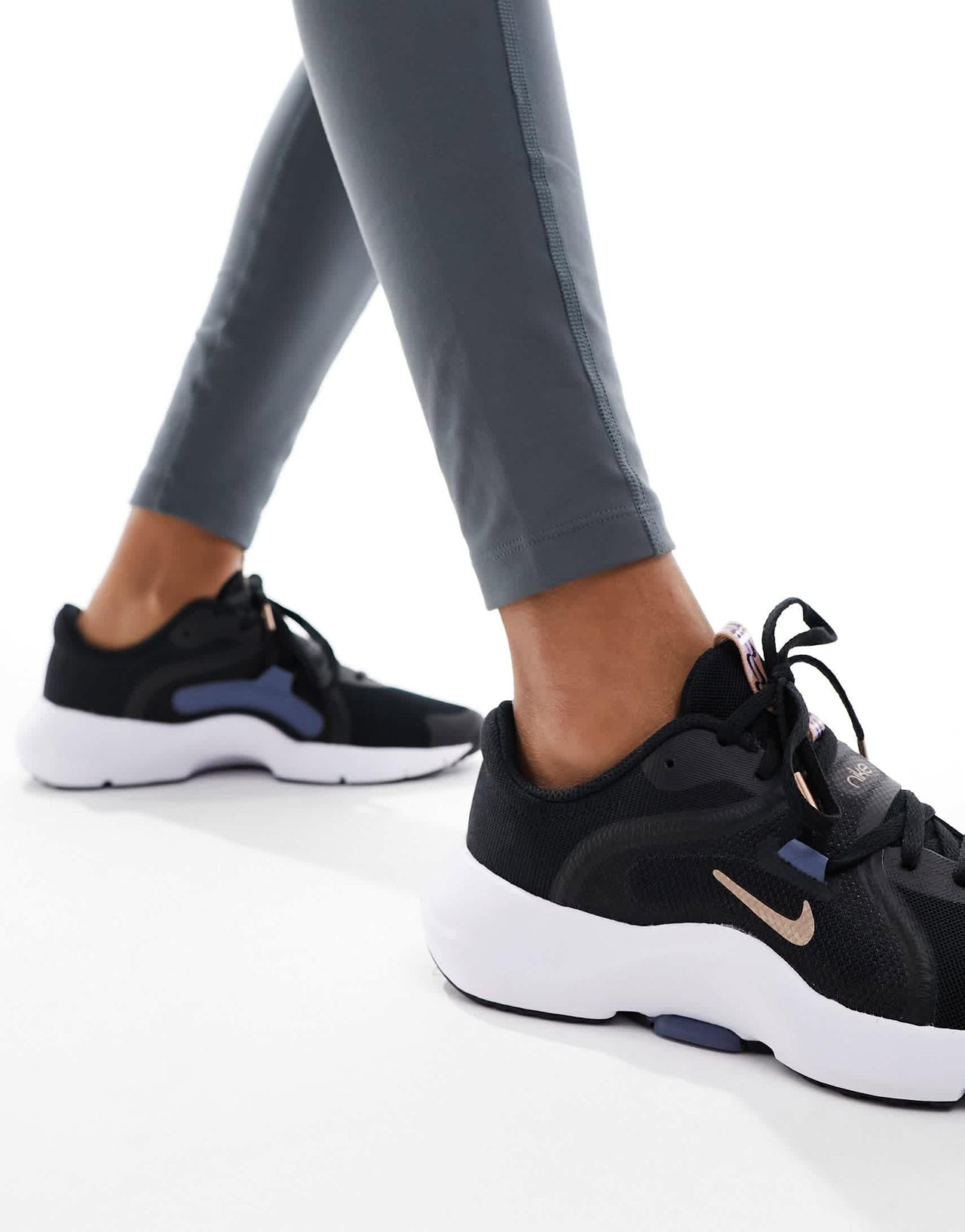 Nike Training In-Season TR 13 trainers in black and bronze