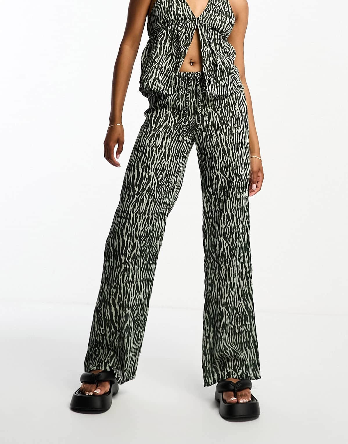 Pull&Bear trousers co ord in animal print